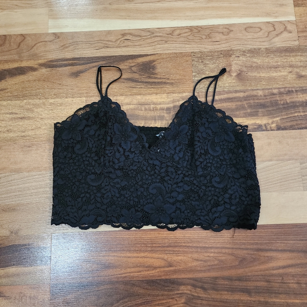 Express lace crop camisole